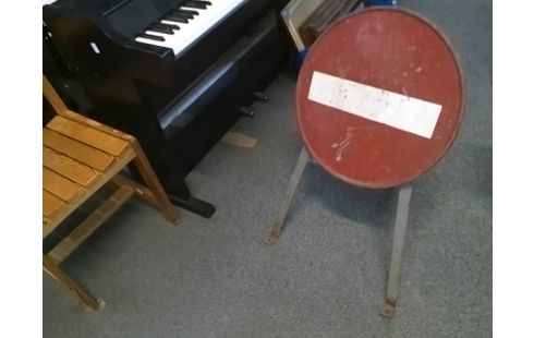 PANNEAU DE SIGNALISATION