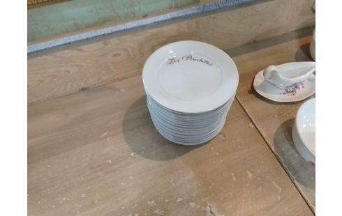 SERVICE ASSIETTES LES BROCLHETTES