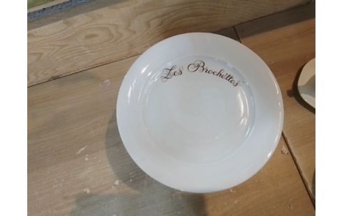 SERVICE ASSIETTES LES BROCLHETTES