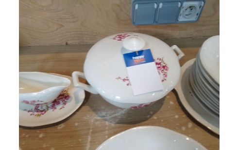 SERVICE PORCELAINE FLEURS