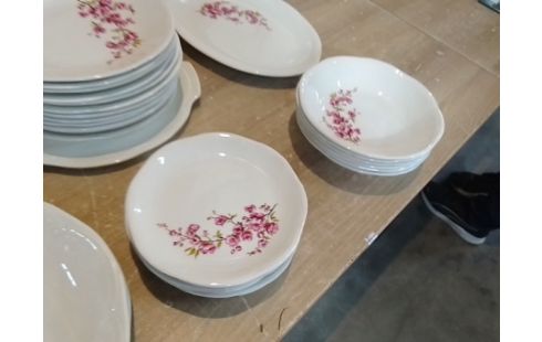 SERVICE PORCELAINE FLEURS