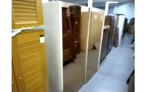 ARMOIRE 2 PORTES COULISSANTES