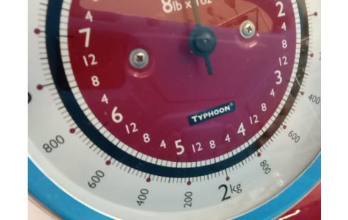 BALANCE ROUGE TYPHON