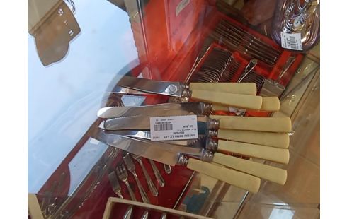 COUTEAU RETRO LE LOT