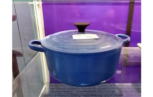 CASSEROLE fonte le creuset bleue