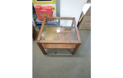 TABLE BASSE CARRELEE