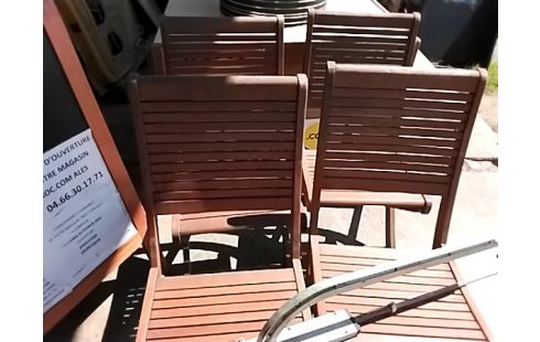 LOT DE 4 CHAISES TECK