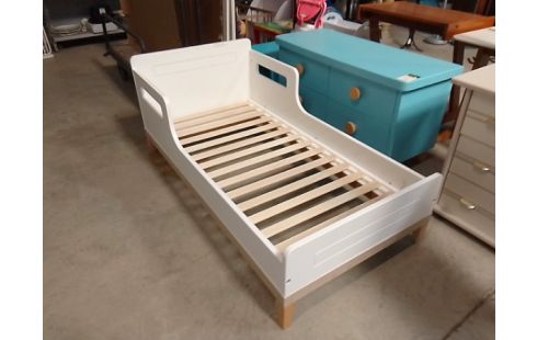 LIT ENFANT MODULABLE 70X140 EN L'ETAT