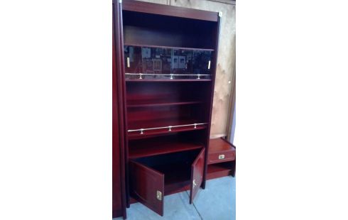 BIBLIOTHEQUE MERISIER CONTRE PLAQUE