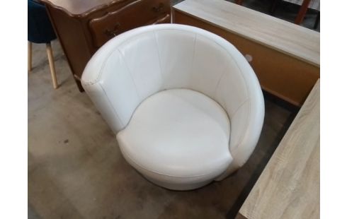 FAUTEUIL BLANC TOURNANT EN L'ETAT