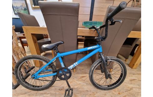 BMX Wipe 320 bleu frein avant grippé