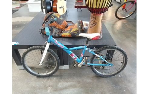 VELO ENFANT DECATHLON EN L'ETAT