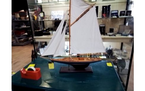 MAQUETTE VOILIER