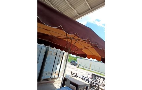 PARASOL DE MARCHÉ + PIED