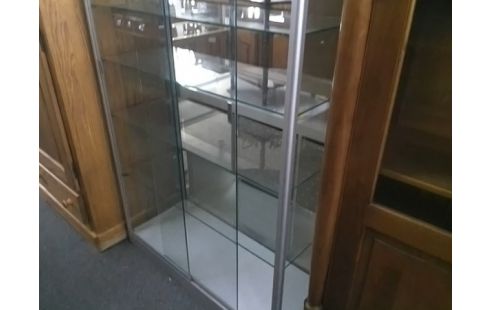 VITRINE EN VERRE 5 NIVEAUX