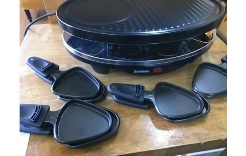 APPAREIL A RACLETTE DOMEDIA
