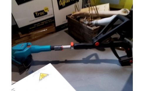 TAILLE BORDURE GARDENA