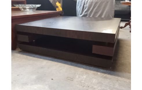 TABLE BASSE CARREE MODERNE FONCEE