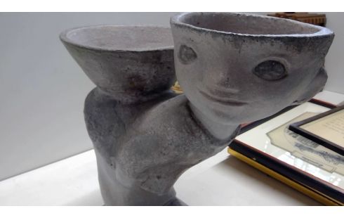 TERRACOTTA TUINBEELD JAREN 70