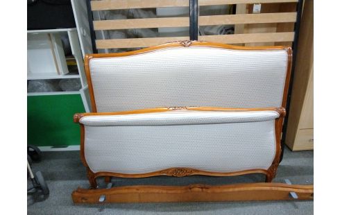 LIT CAPITONNE STYLE LOUIS XV