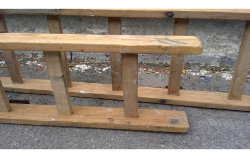 ANCIENNE ECHELLE EN BOIS 420 X 28 CM