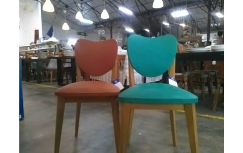 CHAISE VINTAGE DOSSIER COEUR L'UNITE