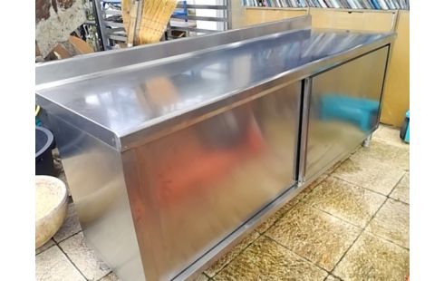 MEUBLE INOX 2 PORTES COULISSANTES