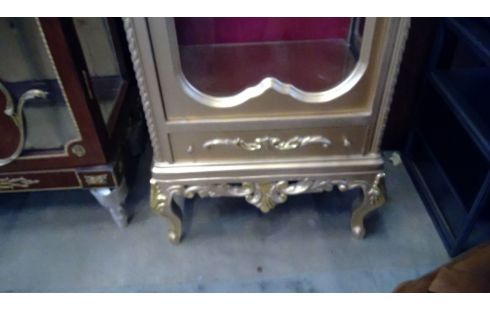 VITRINE KAST GOUD/SLEUTEL