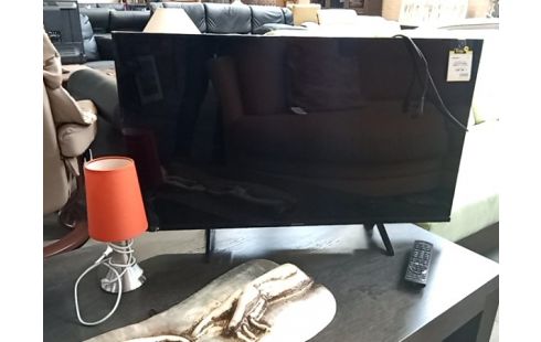 TELEVISEUR LED TX40GX700E+COMMANDE PANASONIC