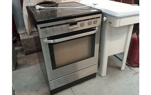 CUISINIERE VITROCERAMIQUE AEG COMPETENCE