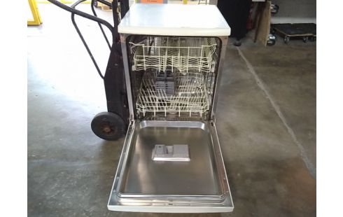 LAVE VAISSELLE CANDY