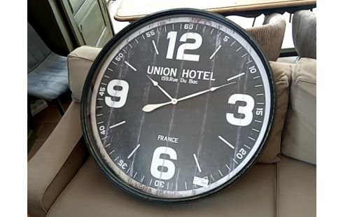 HORLOGE MURALE ronde union hotel