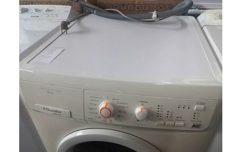 MACHINE A LAVER HUBLOT ELECTROLUX 7KG 1200TR/MIN