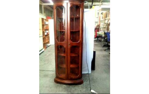 ECKVITRINE HOLZ DKL 2-TÜ GLAS 6-EB BEL.