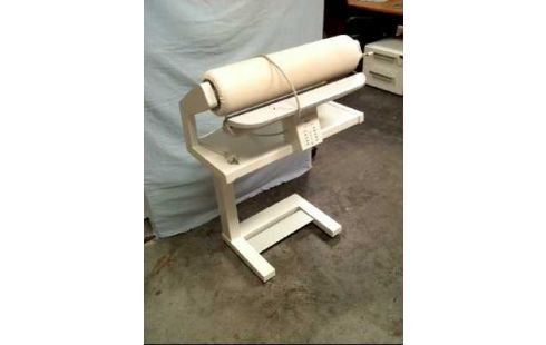 BÜGELMASCHINE <PFAFF> STEAM IRONER 560