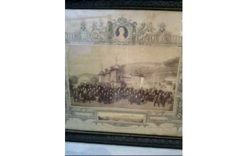 FOTOGRAFIE 1887 RAHMEN HOLZ GESCHWUNGEN FREIB.