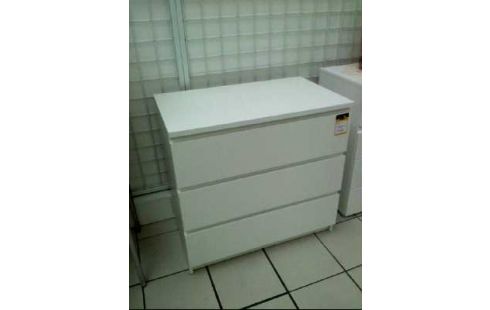 COMMODE