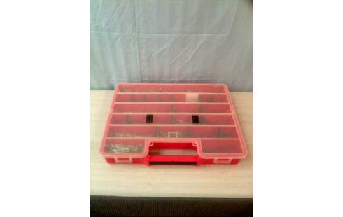 WERKZEUG SORTIERKISTE KUNSTST. MIT SCHRAUBEN