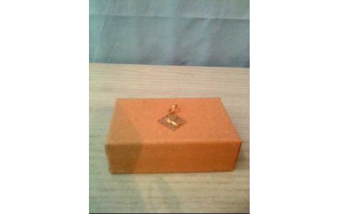 ANHÄNGER <NOFRETETE>