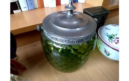 BONBONNIERE Ancienne verte