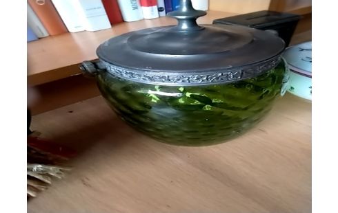 BONBONNIERE Ancienne verte