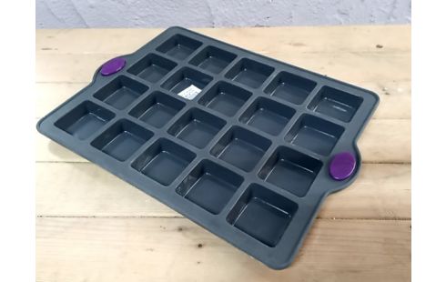 MOULE A GATEAU silicone