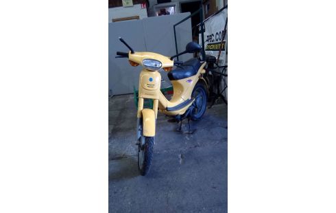 MOTO PIAGGIO