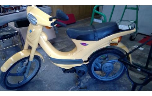 MOTO PIAGGIO
