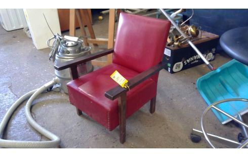 KINDERSESSEL IM VINTAGE-STIL