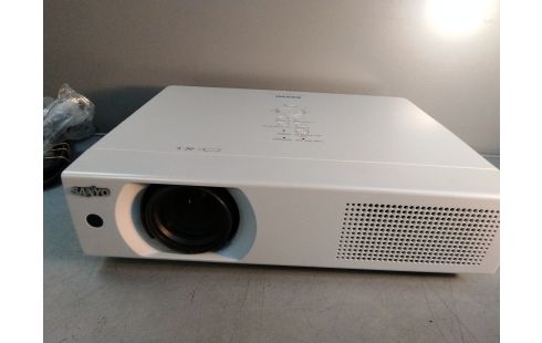 VIDEOPROJECTEUR SANYO