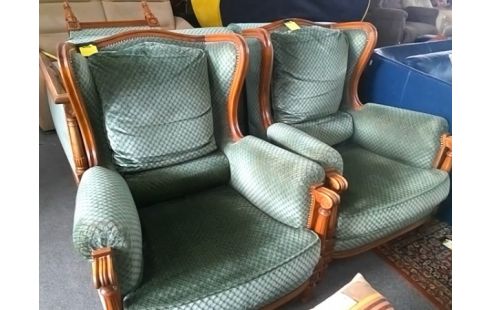 BANQUETTE + 2 FAUTEUILS + REPOSE PIEDS