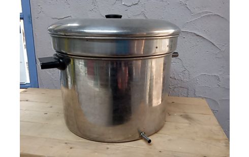 CASSEROLE EXTRACTEUR DE JUS