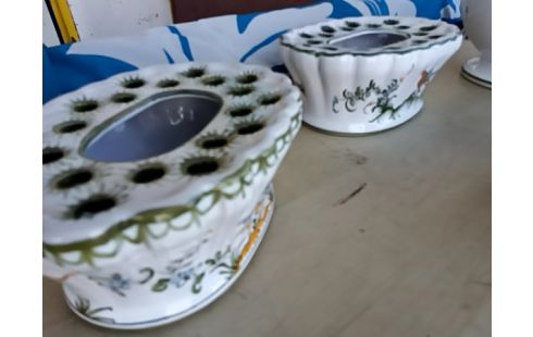 PIC A FLEUR MOUSTIER