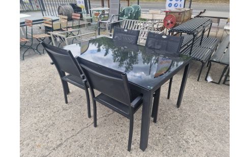 TABLE DE JARDIN TABLE +4 CHAISES
